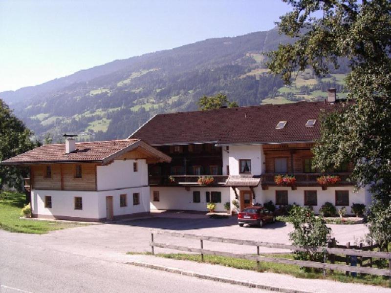 Boeglhof Villa Стум Екстериор снимка